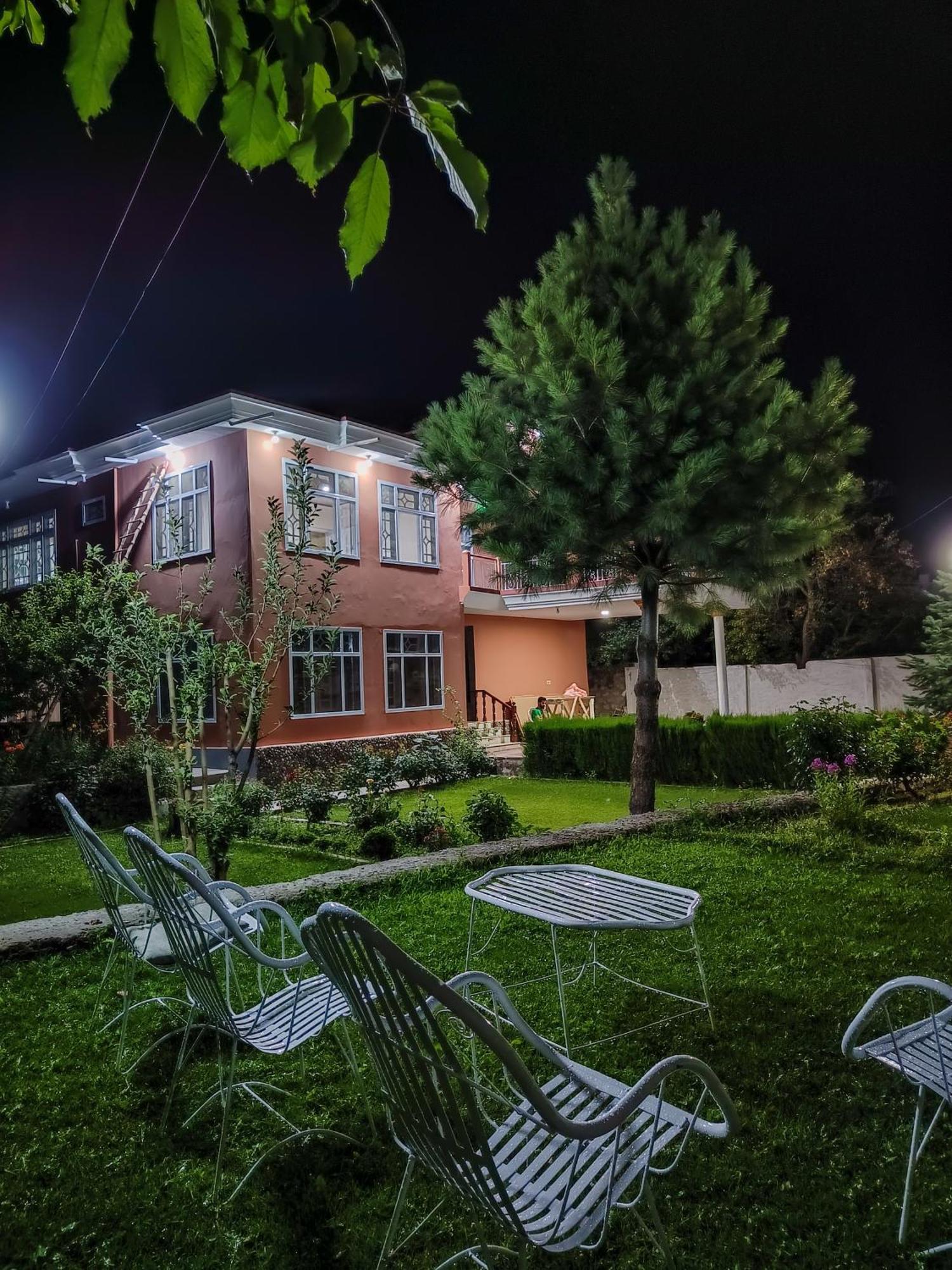 Taaj Residence Скарду Екстериор снимка