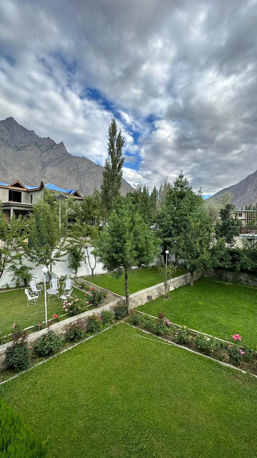 Taaj Residence Скарду Екстериор снимка
