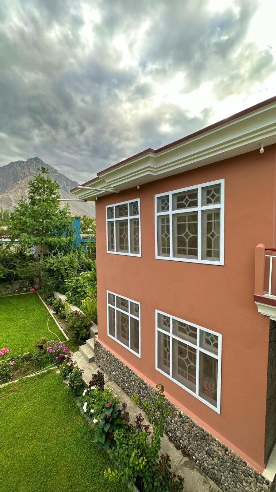 Taaj Residence Скарду Екстериор снимка